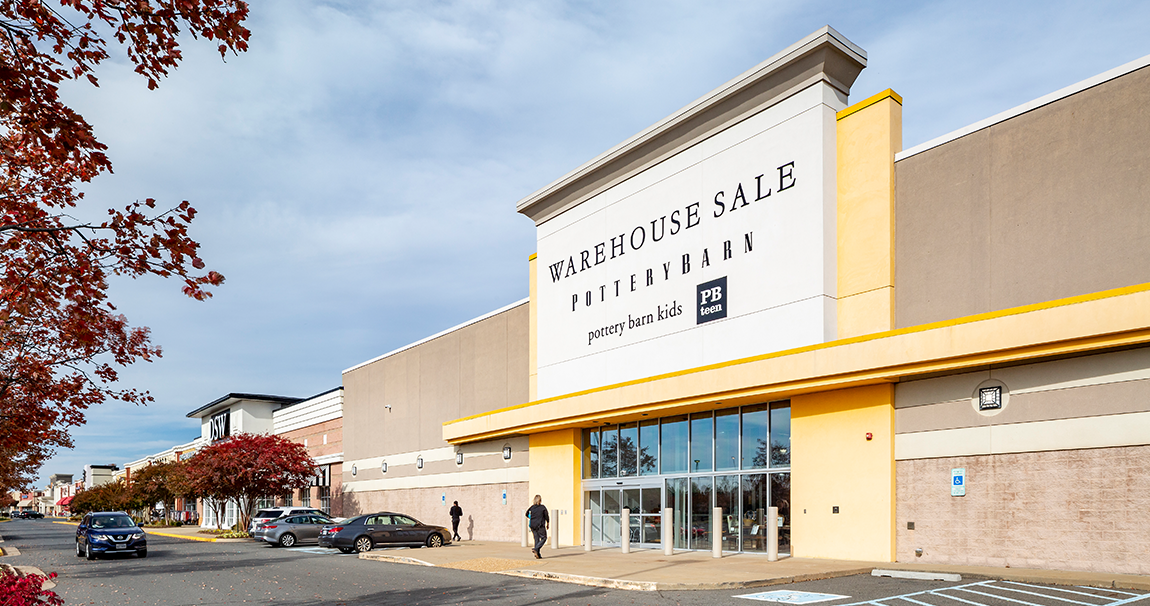 Warehouse sale Pottery Barn