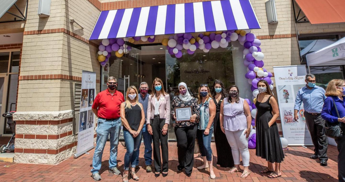 Dana’s Cake Shoppe opens in Leesburg