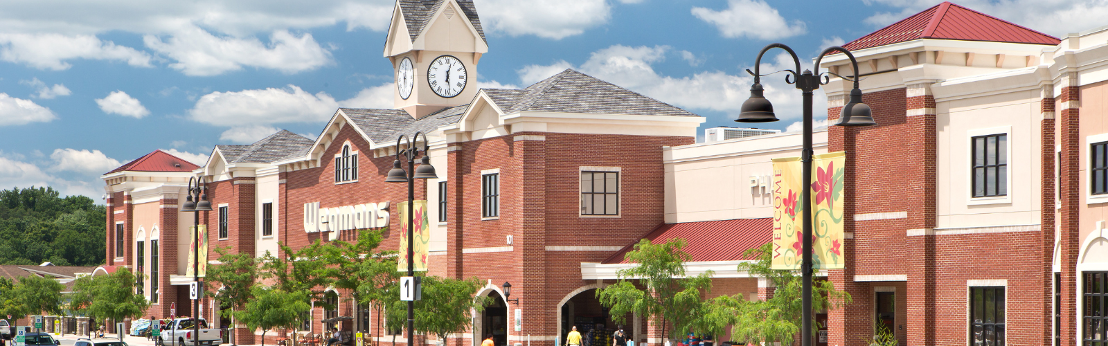 Village at Leesburg: Your Guide to Shopping this Upscale Center