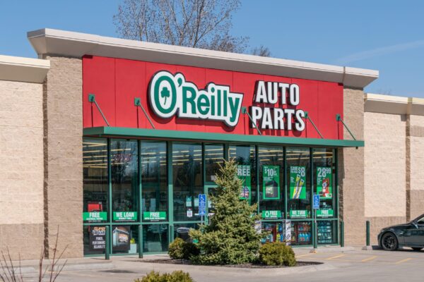 O'Reilly Auto Parts Retail Store Exterior and Trademark Logo NORTHFIELD, MN/USA - APRIL 18, 2020: O'Reilly Auto Parts retail exterior and trademark logo.