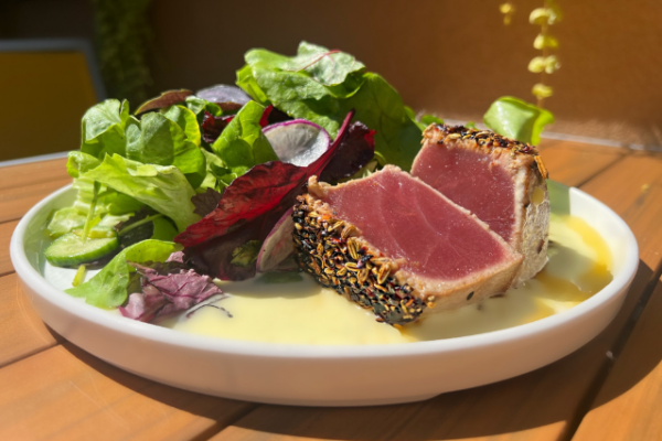 clarity_retailer_5 flash-seared yellowfin tuna, served on a bed of local farm lettuce and Salanova butter mix