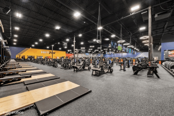 crunch fitness_5 interior of fitness equipment at Crunch Fitness